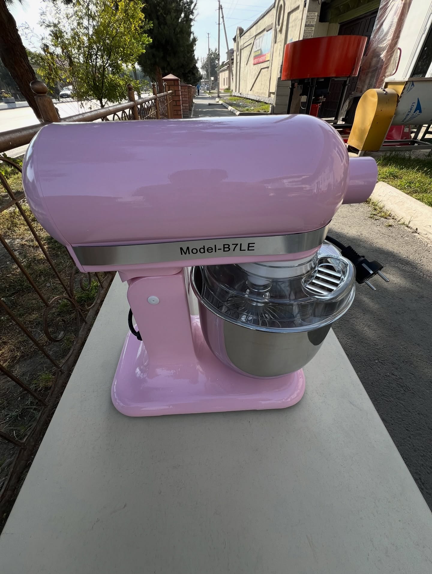 🍰 Professional mikser – oshxonangizning eng zo‘r yordamchisi! - rasm 1